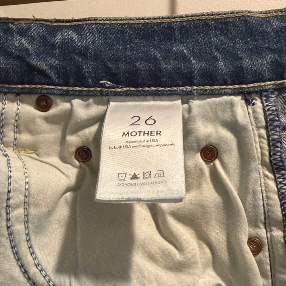 MOTHER distressed and cropped high-waisted Study Hover - Picture 6 of 9